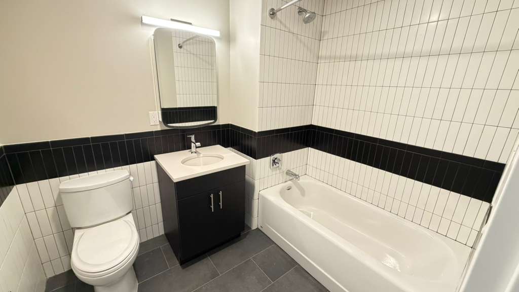 Apartment Hillside Avenue Queens, NY 11432, MLS-RD5667-19