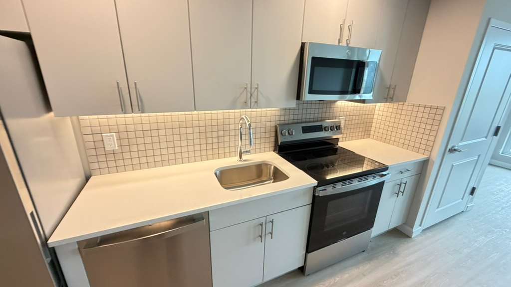 Apartment Hillside Avenue Queens, NY 11432, MLS-RD5668-3