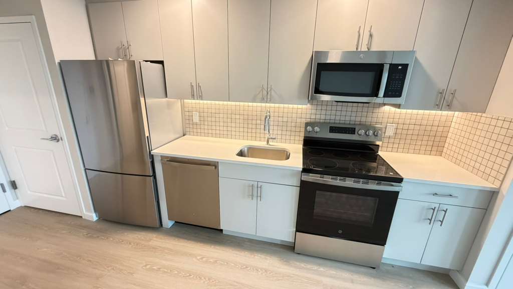 Apartment Hillside Avenue Queens, NY 11432, MLS-RD5668-5