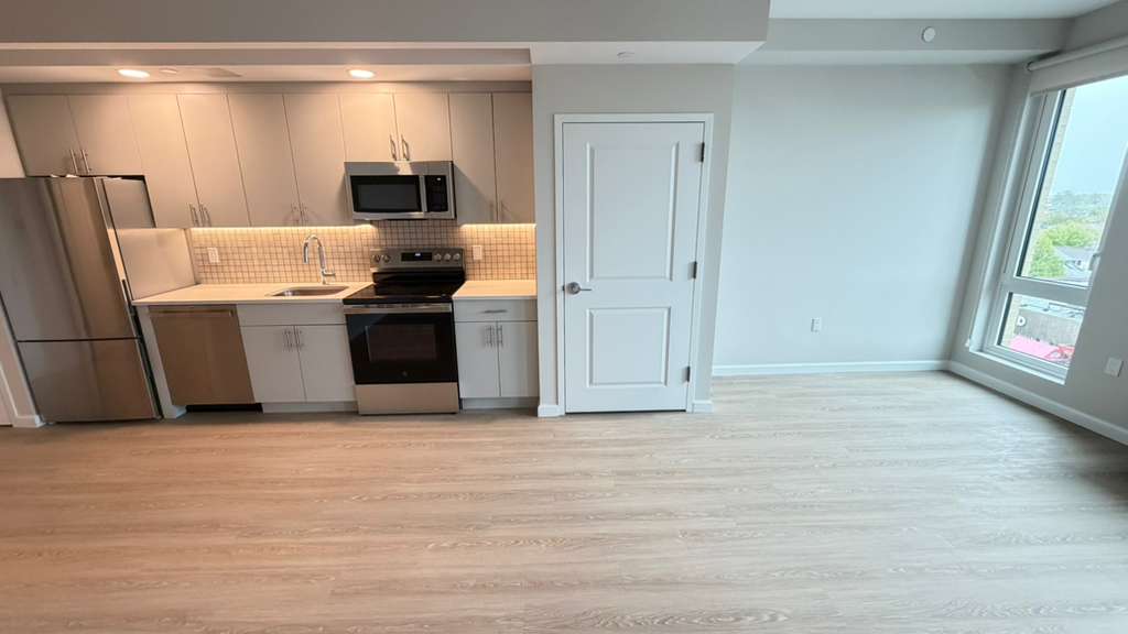 Apartment Hillside Avenue Queens, NY 11432, MLS-RD5668-12