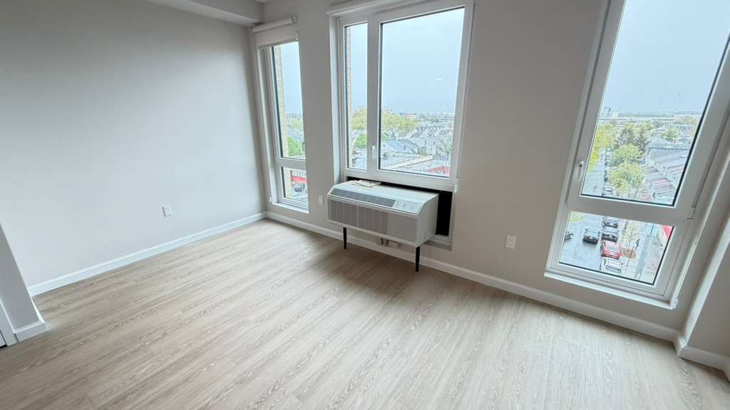 Apartment Hillside Avenue Queens, NY 11432, MLS-RD5668-13