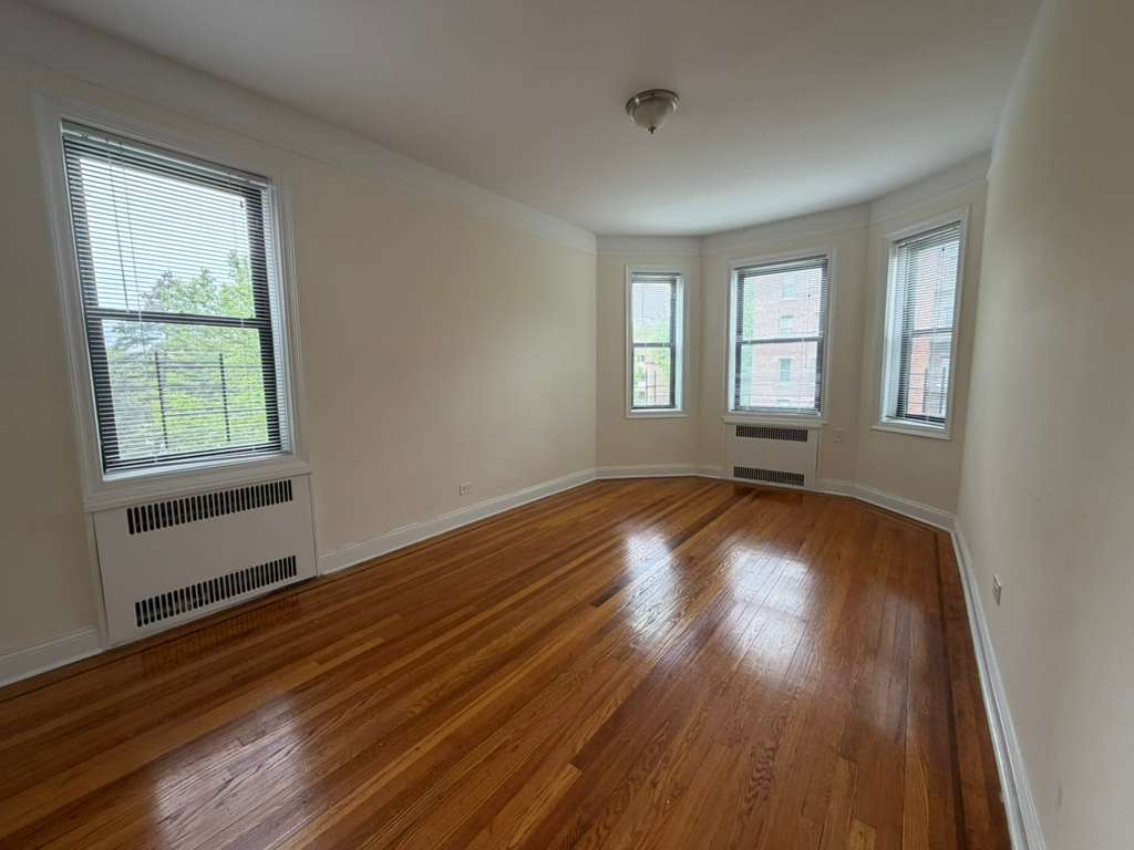 Apartment Highland Avenue Queens, NY 11432, MLS-RD5670-3