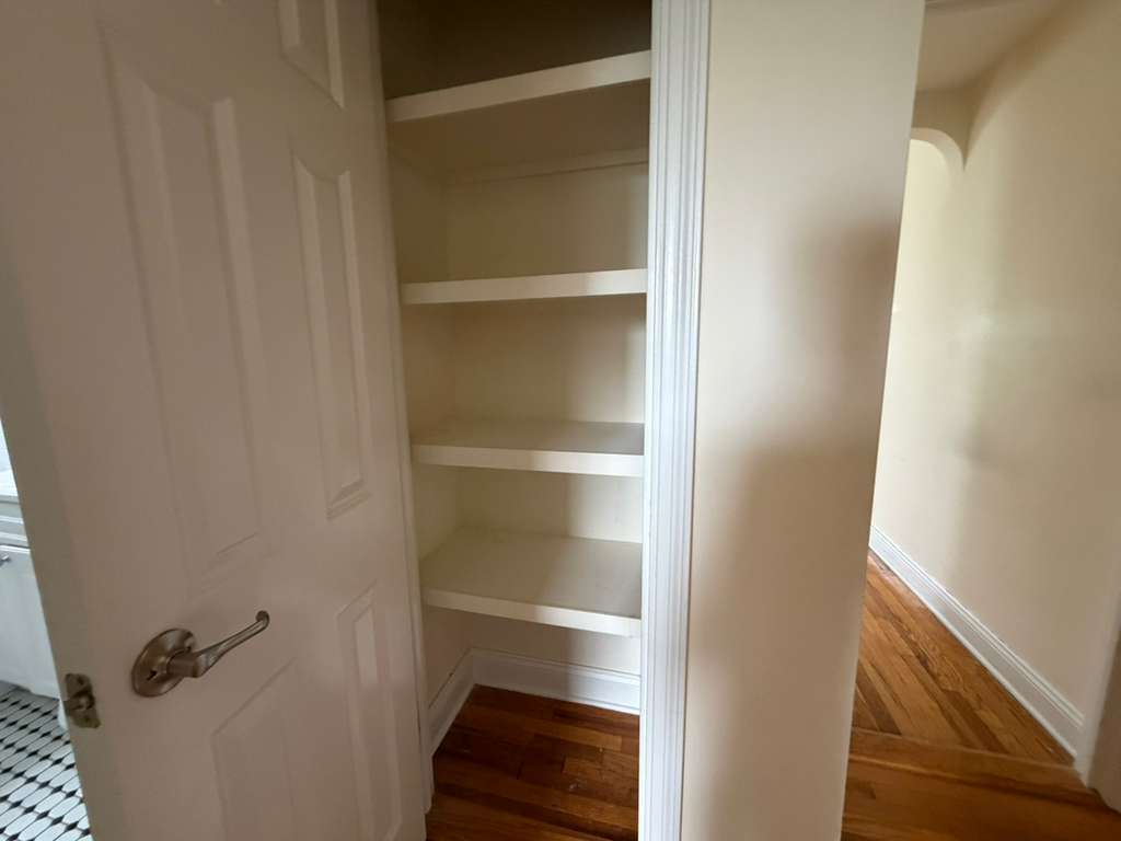 Apartment Highland Avenue Queens, NY 11432, MLS-RD5670-13