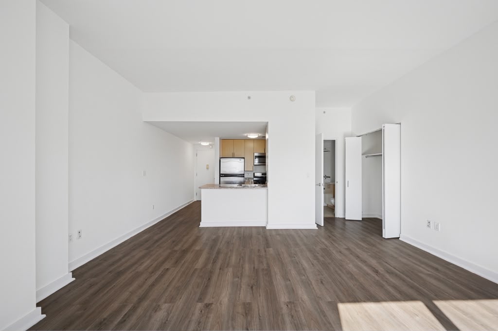Apartment 89th Avenue  Queens, NY 11432, MLS-RD5676-7