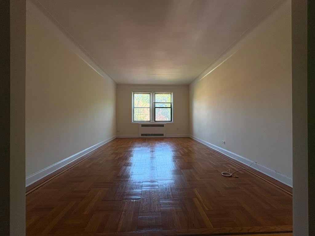 Apartment Highland Avenue Queens, NY 11432, MLS-RD5682-12