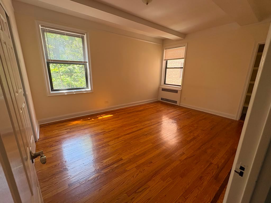 Apartment Highland Avenue  Queens, NY 11432, MLS-RD5682-14