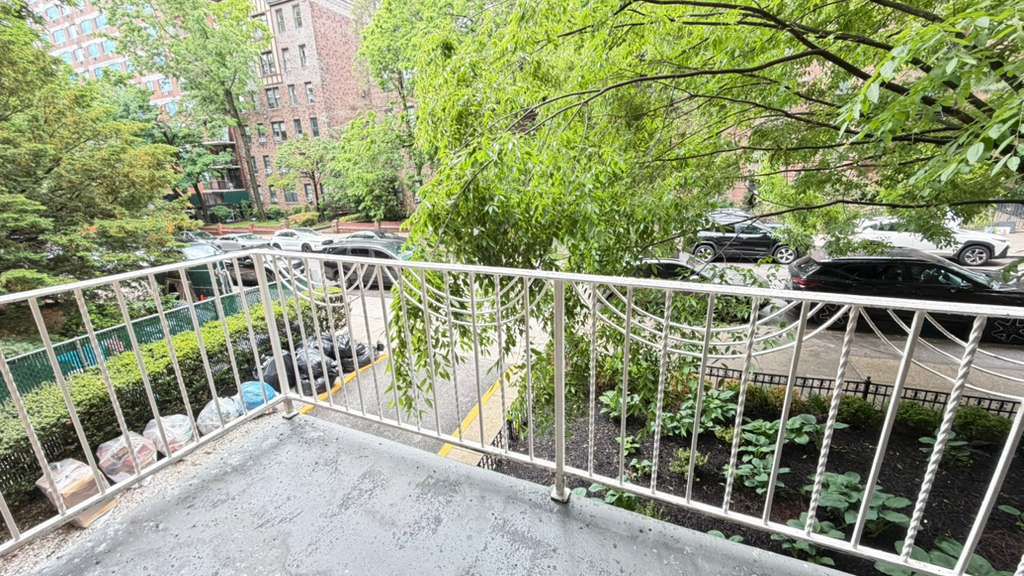 Apartment 118th Street Queens, NY 11415, MLS-RD5686-12