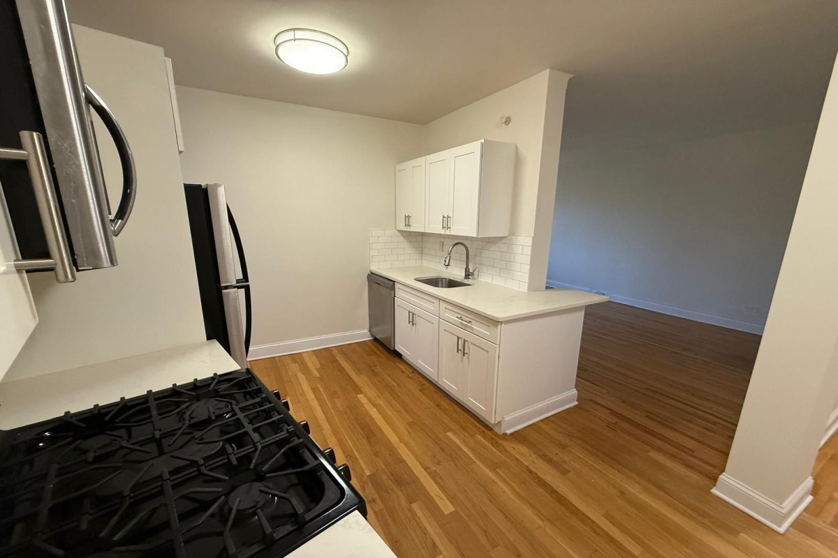 Apartment Pershing Crescent Queens, NY 11435, MLS-RD5687-6