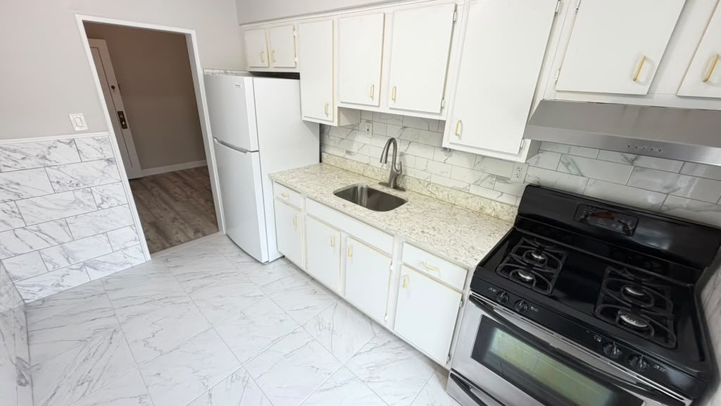 Apartment 199th Street Queens, NY 11366, MLS-RD5689-4