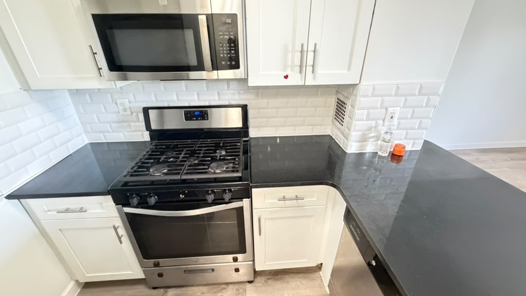 Apartment Bell Blvd Queens, NY 11360, MLS-RD5692-3