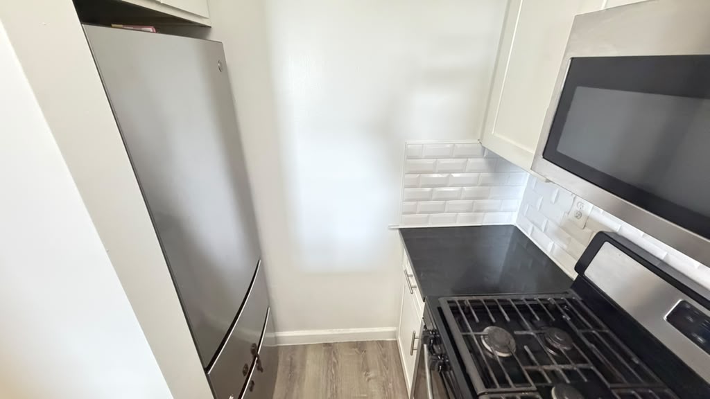 Apartment Bell Blvd Queens, NY 11360, MLS-RD5692-4