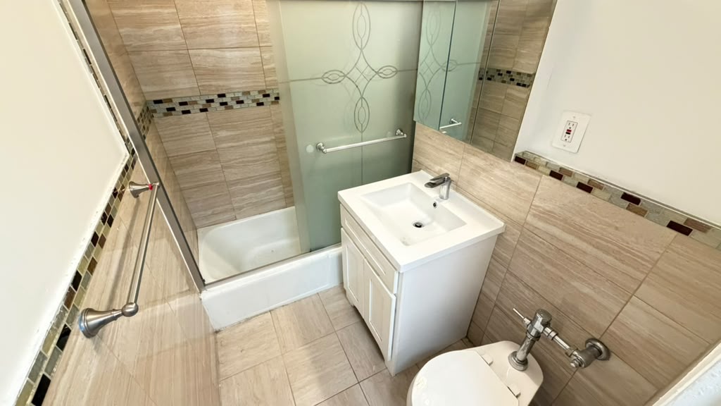 Apartment Bell Blvd Queens, NY 11360, MLS-RD5692-7