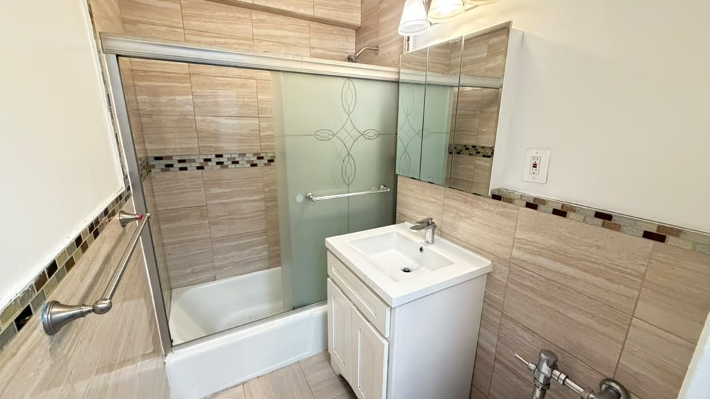 Apartment Bell Blvd Queens, NY 11360, MLS-RD5692-8