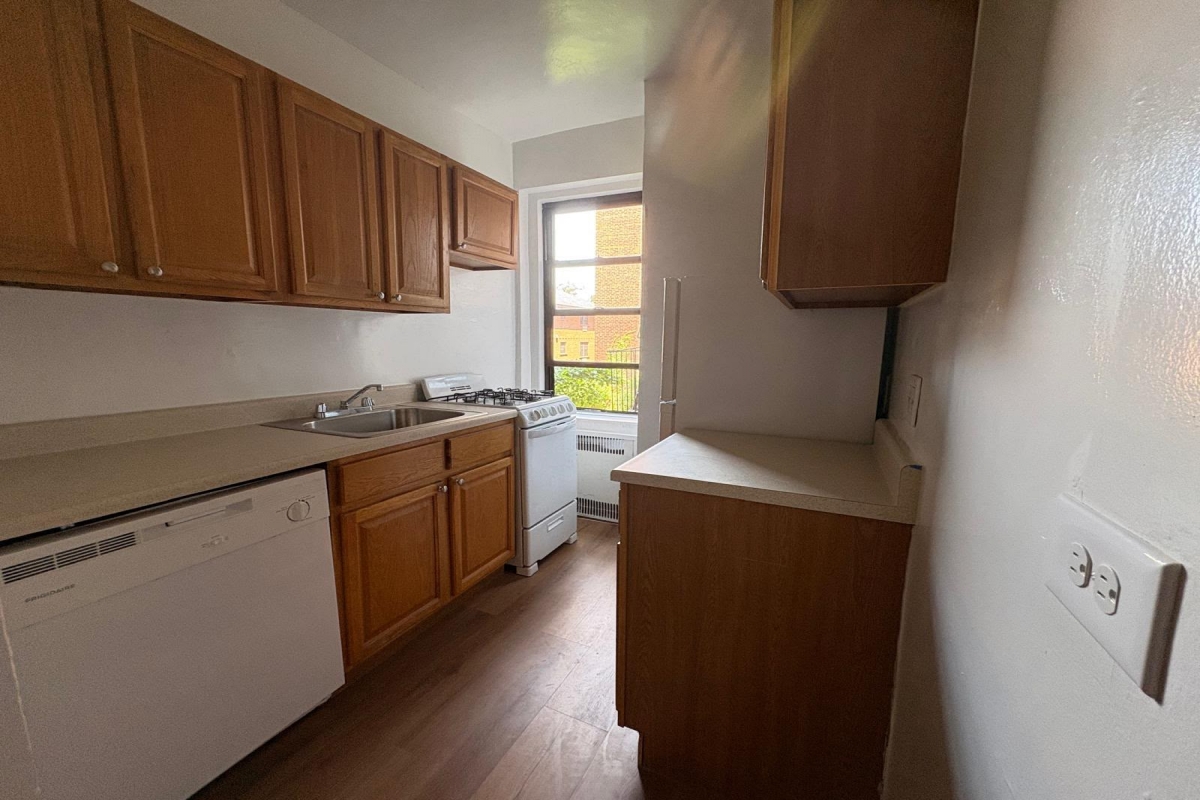 Apartment 63rd Drive Queens, NY 11374, MLS-RD5709-3