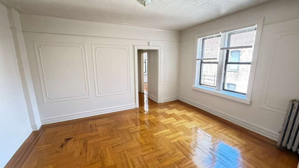 Apartment 35th Avenue Queens, NY 11372, MLS-RD5710-9