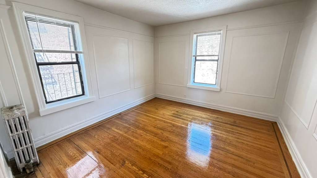 Apartment 35th Avenue Queens, NY 11372, MLS-RD5710-17
