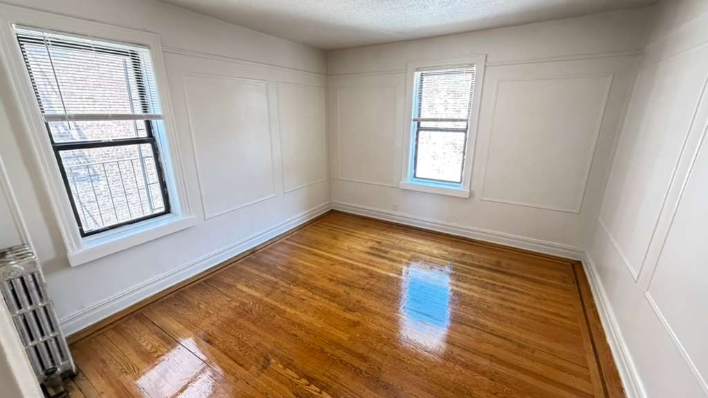 Apartment 35th Avenue Queens, NY 11372, MLS-RD5710-18