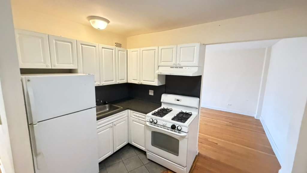 Apartment 77th Street Queens, NY 11372, MLS-RD5711-2