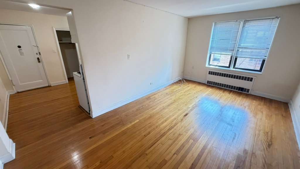 Apartment 77th Street Queens, NY 11372, MLS-RD5711-12