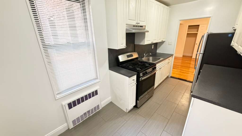 Apartment 77th Street Queens, NY 11372, MLS-RD5712-5
