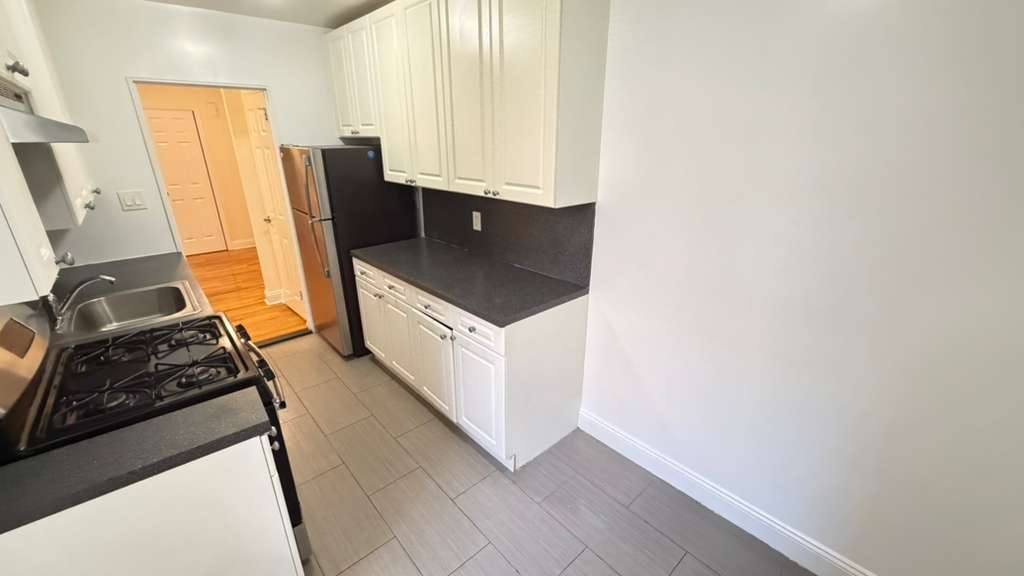 Apartment 77th Street Queens, NY 11372, MLS-RD5712-6
