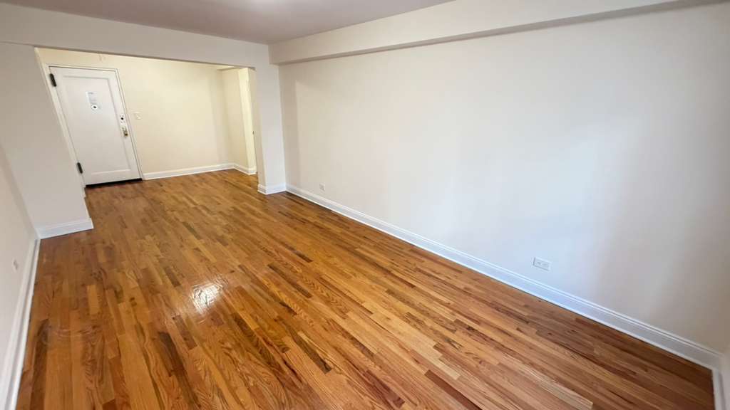 Apartment 77th Street Queens, NY 11372, MLS-RD5712-12