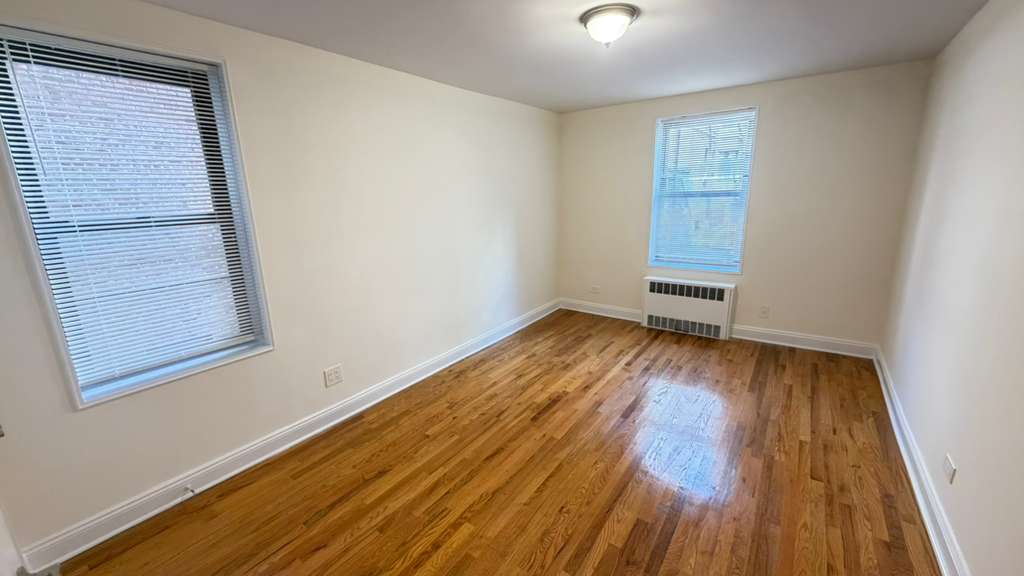 Apartment 77th Street Queens, NY 11372, MLS-RD5712-15