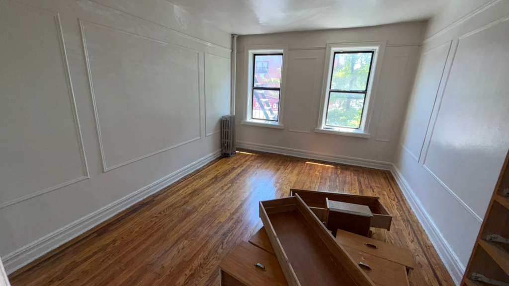 Apartment 35th Avenue Queens, NY 11372, MLS-RD5713-10