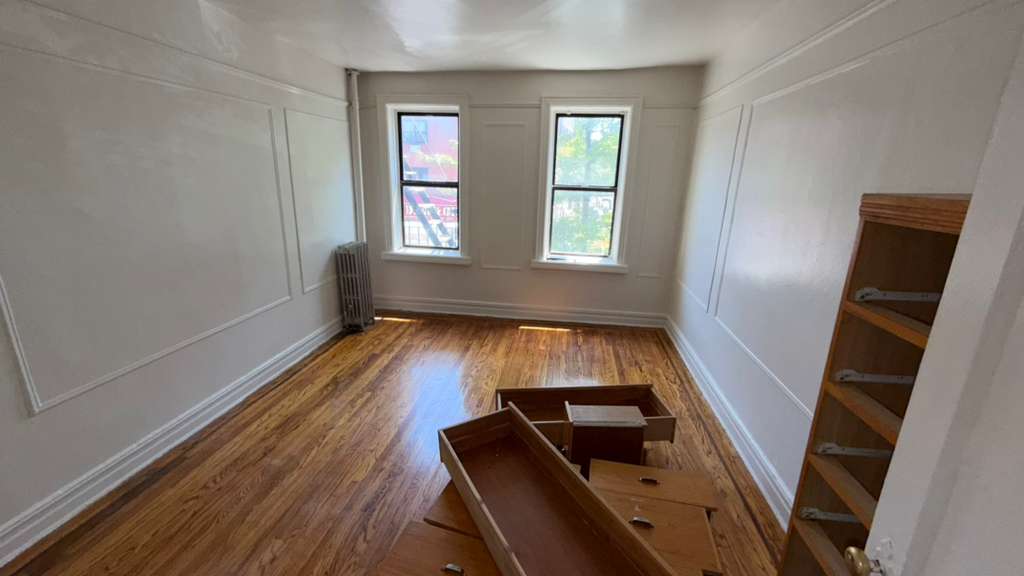 Apartment 35th Avenue Queens, NY 11372, MLS-RD5713-11