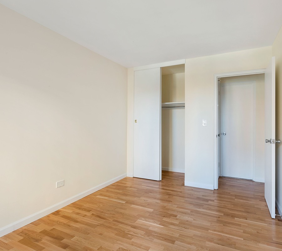 Apartment 57th Avenue  Queens, NY 11368, MLS-RD5721-10