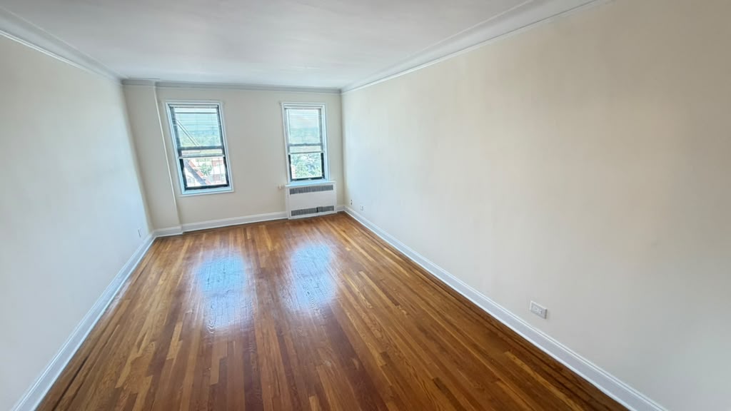 Apartment 167th Street Queens, NY 11358, MLS-RD5731-5