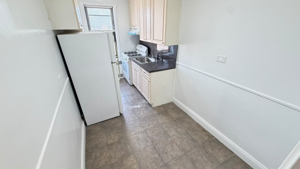 Apartment 167th Street Queens, NY 11358, MLS-RD5731-11