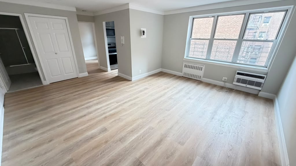 Apartment 118th Street  Queens, NY 11415, MLS-RD5734-8