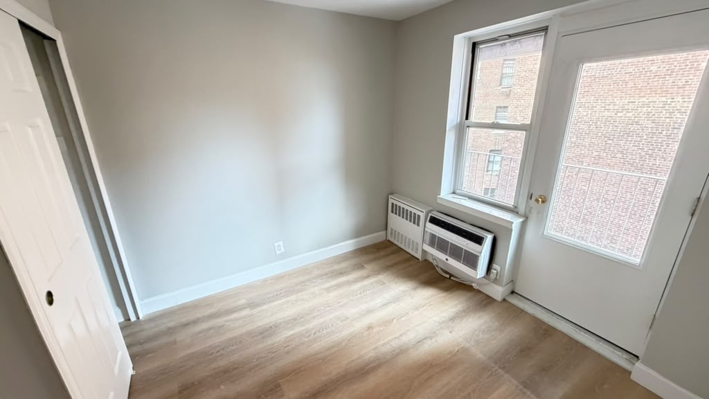 Apartment 118th Street  Queens, NY 11415, MLS-RD5734-12
