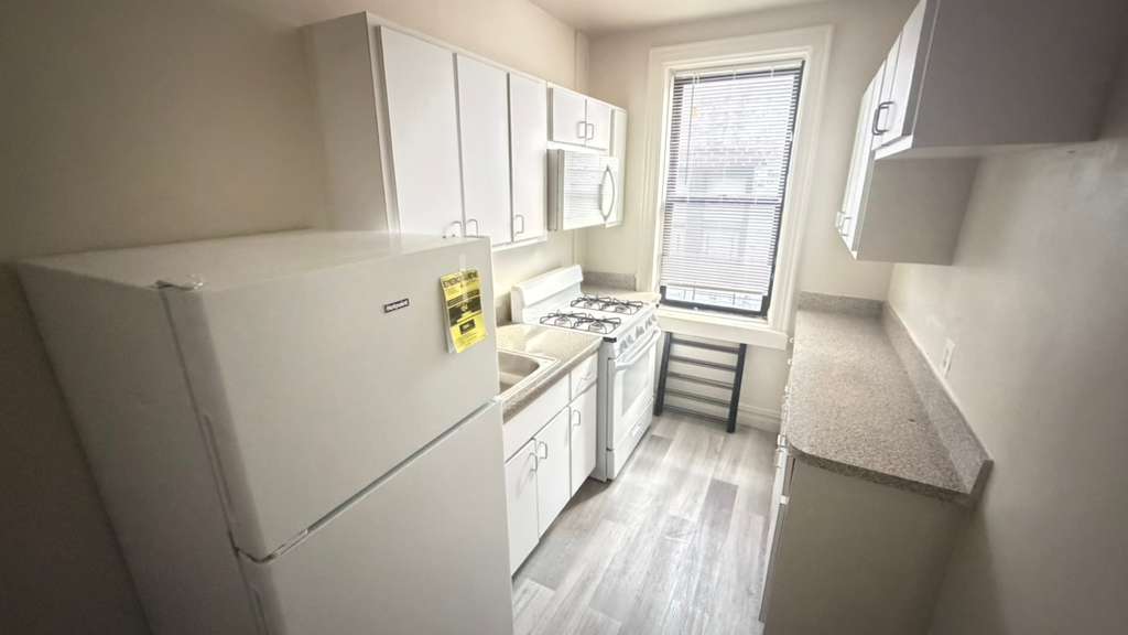 Apartment 35th Avenue Queens, NY 11372, MLS-RD5755-3