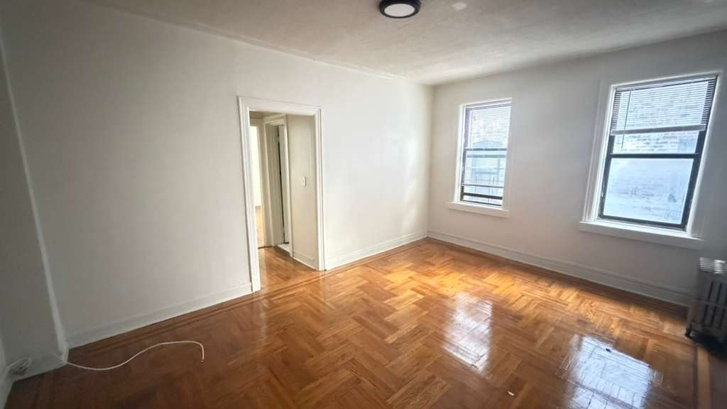 Apartment 35th Avenue Queens, NY 11372, MLS-RD5755-9
