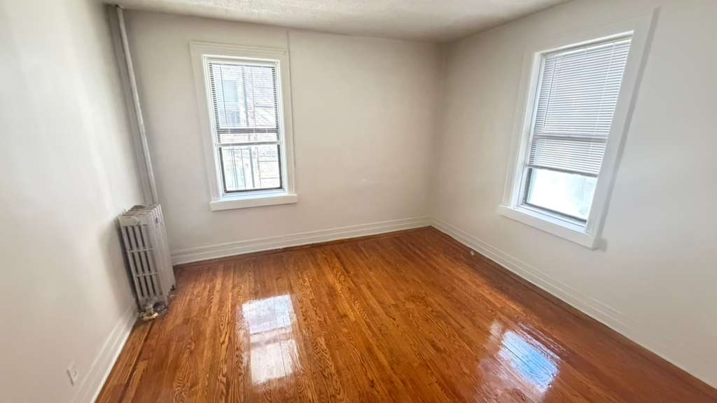 Apartment 35th Avenue Queens, NY 11372, MLS-RD5755-17