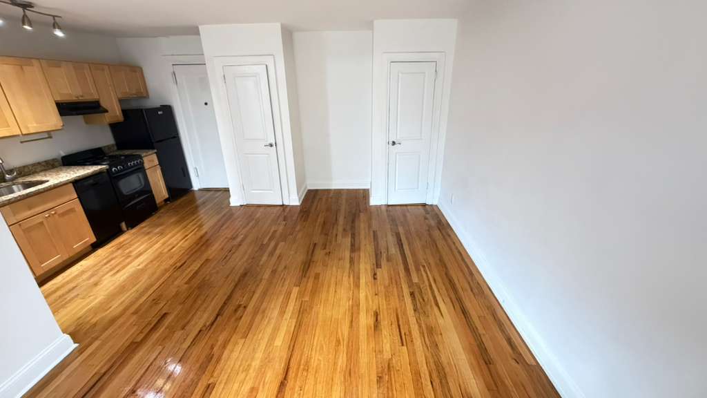 Apartment 113th Street Queens, NY 11375, MLS-RD5756-17