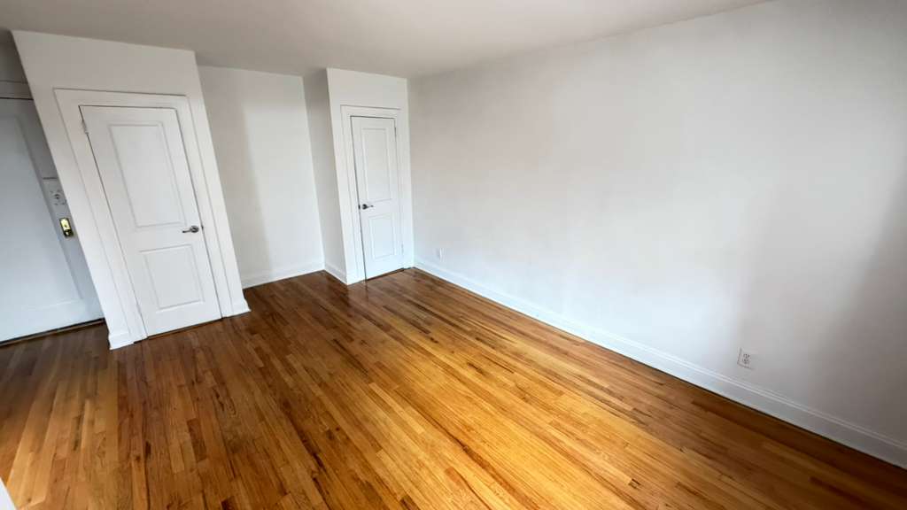 Apartment 113th Street Queens, NY 11375, MLS-RD5756-18