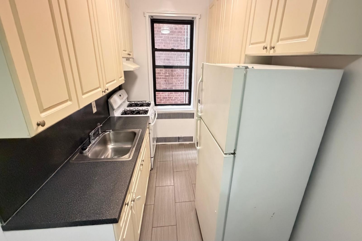 Apartment 167th Street Queens, NY 11358, MLS-RD5766-2