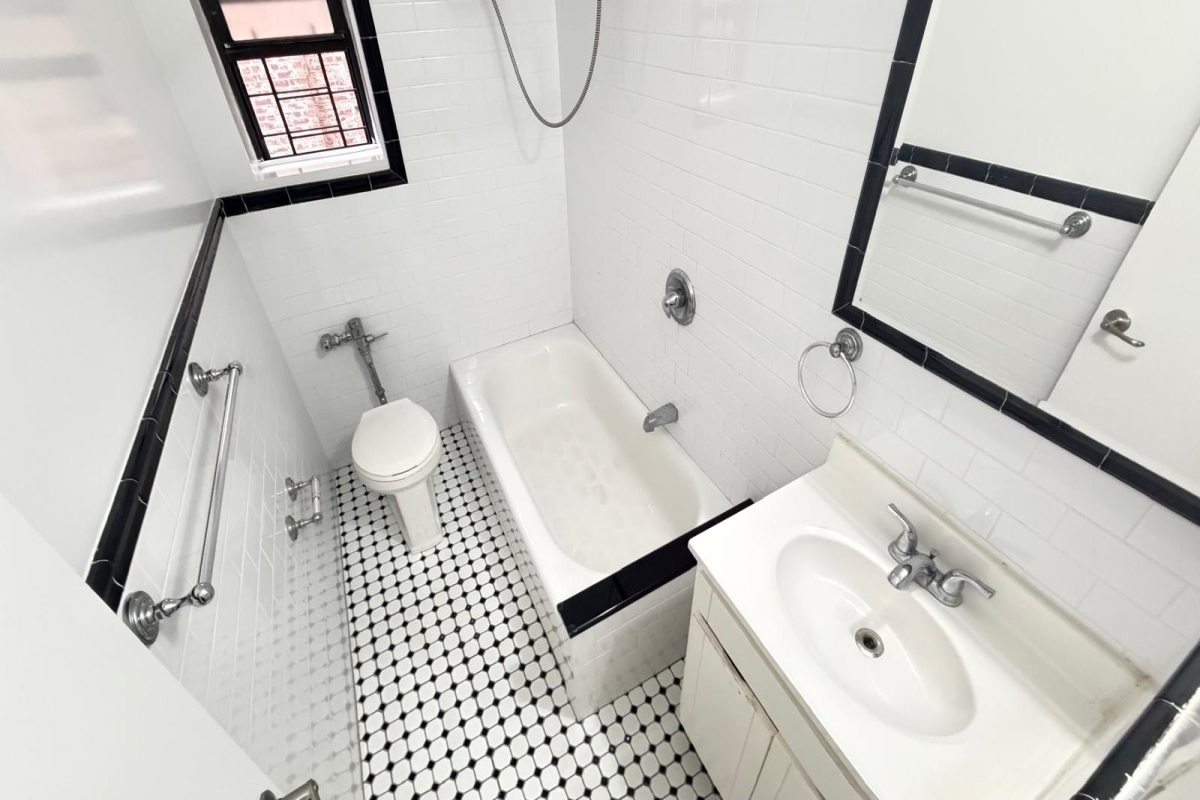 Apartment 167th Street Queens, NY 11358, MLS-RD5766-16
