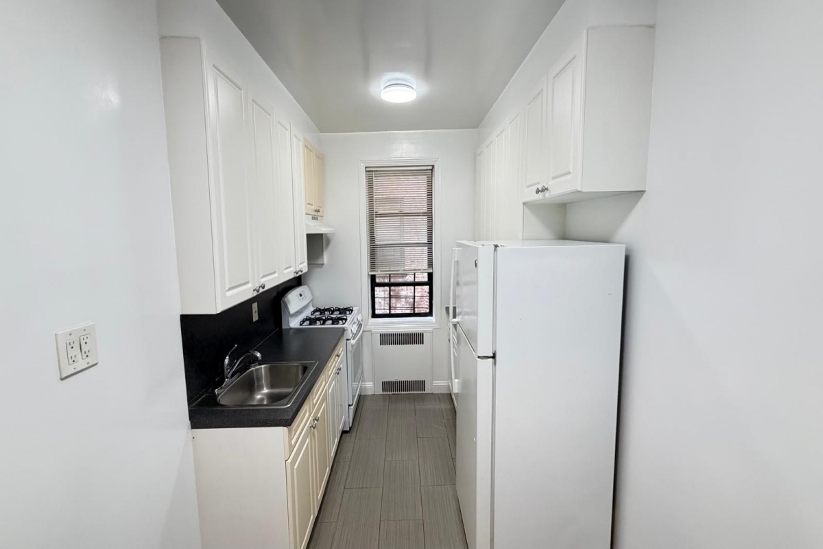 Apartment 167th Street  Queens, NY 11358, MLS-RD5767-3