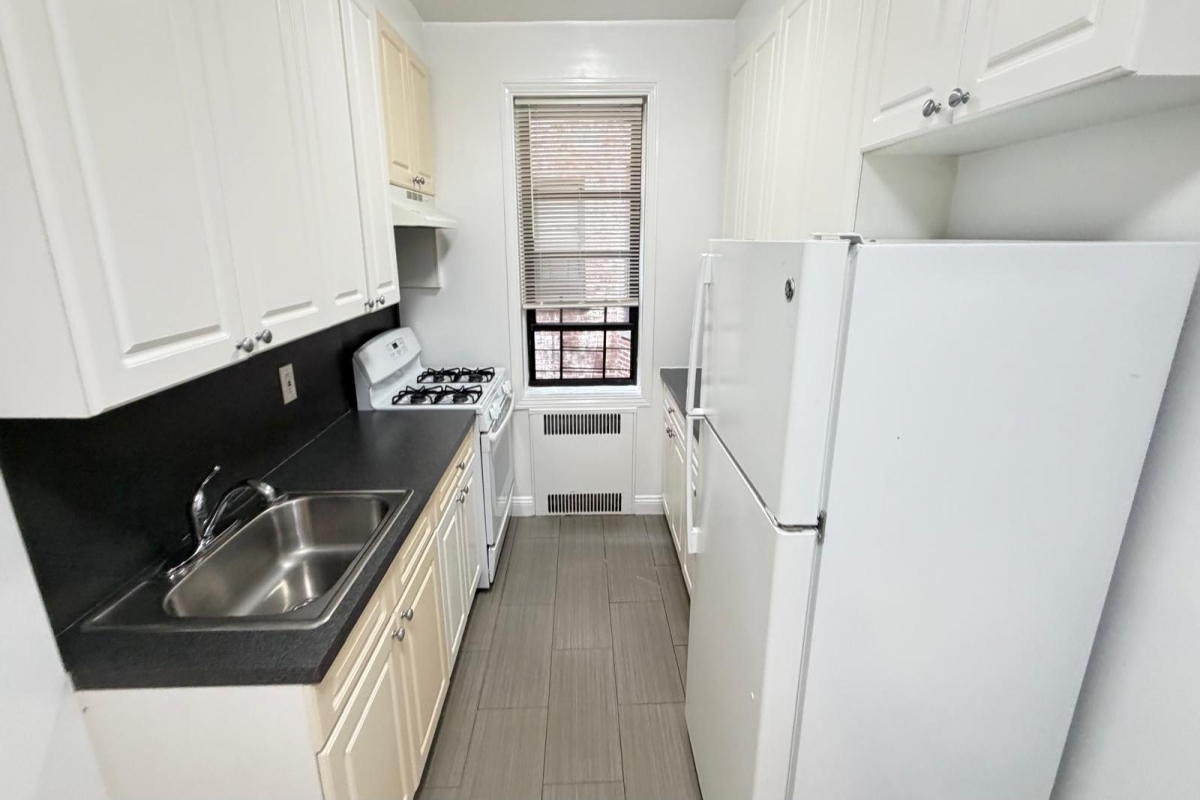 Apartment 167th Street  Queens, NY 11358, MLS-RD5767-4