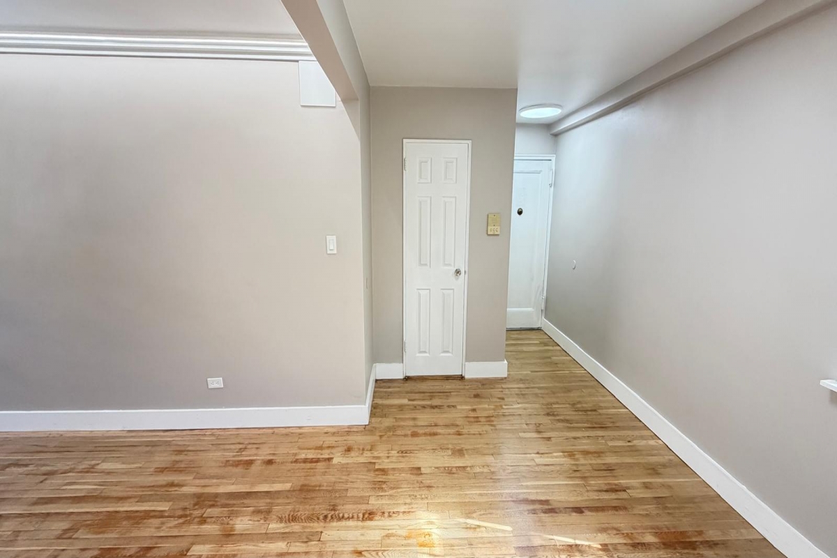 Apartment 79th Avenue Queens, NY 11367, MLS-RD5789-9