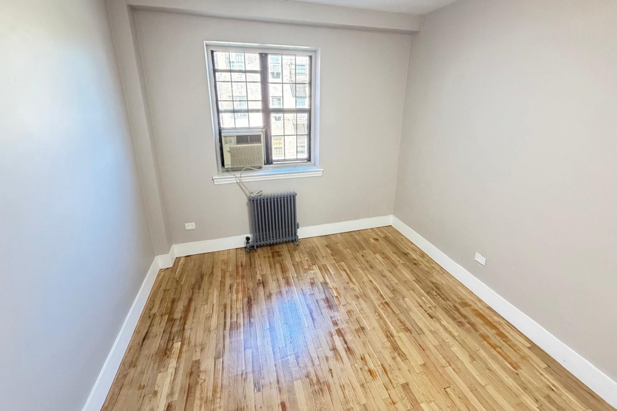 Apartment 79th Avenue Queens, NY 11367, MLS-RD5789-16