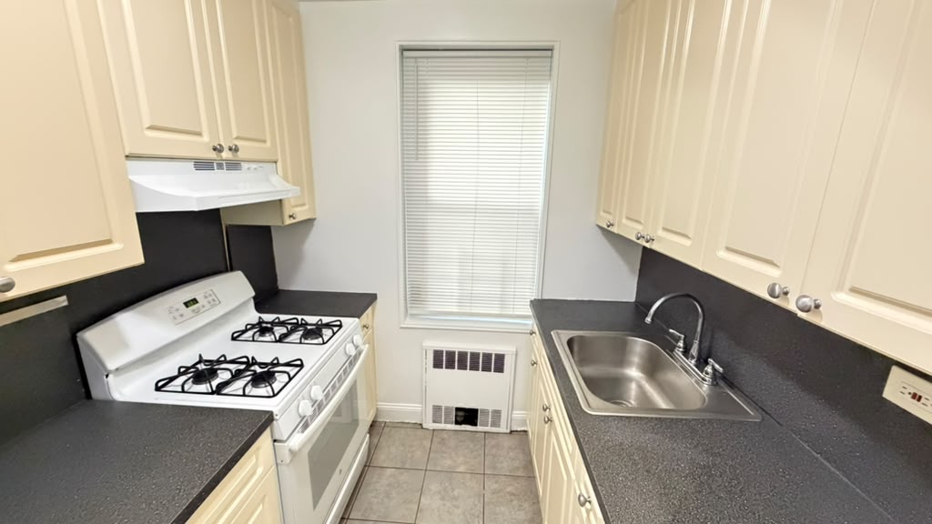 Apartment 77th Street Queens, NY 11372, MLS-RD5791-3