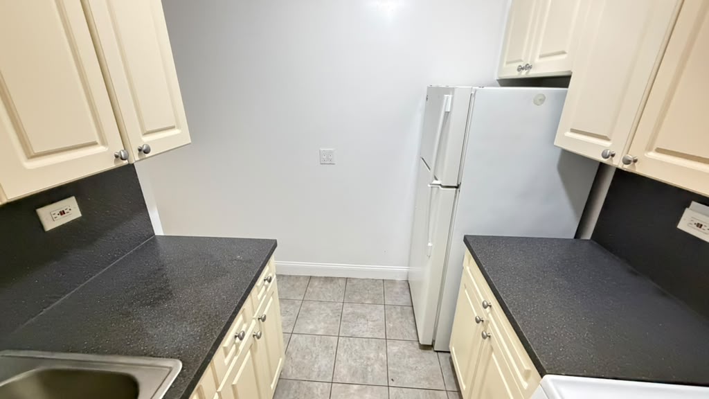Apartment 77th Street Queens, NY 11372, MLS-RD5791-4