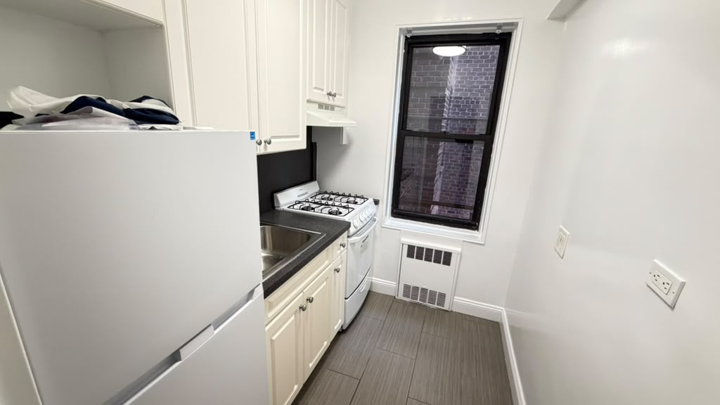 Apartment 77th Street Queens, NY 11372, MLS-RD5792-2