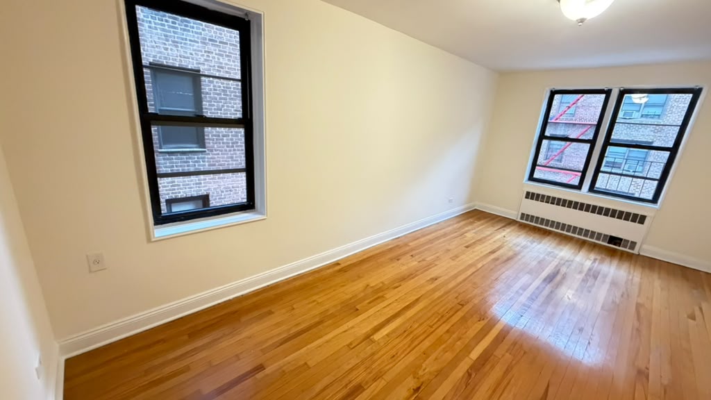 Apartment 77th Street Queens, NY 11372, MLS-RD5792-16