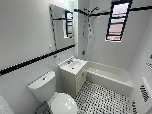 Apartment 77th Street Queens, NY 11372, MLS-RD5794-4